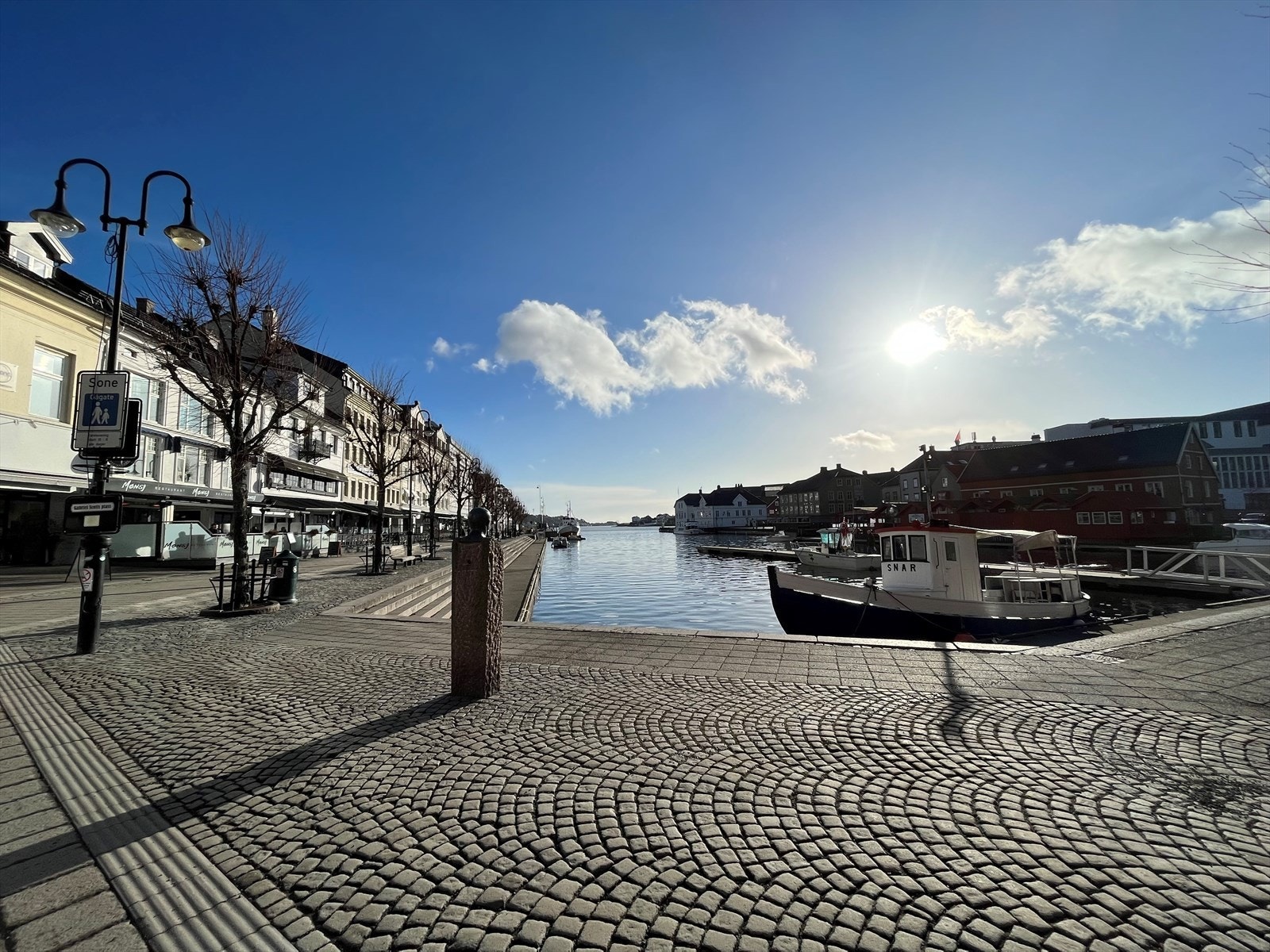 Kontorfelleskap midt i Arendal sentrum!