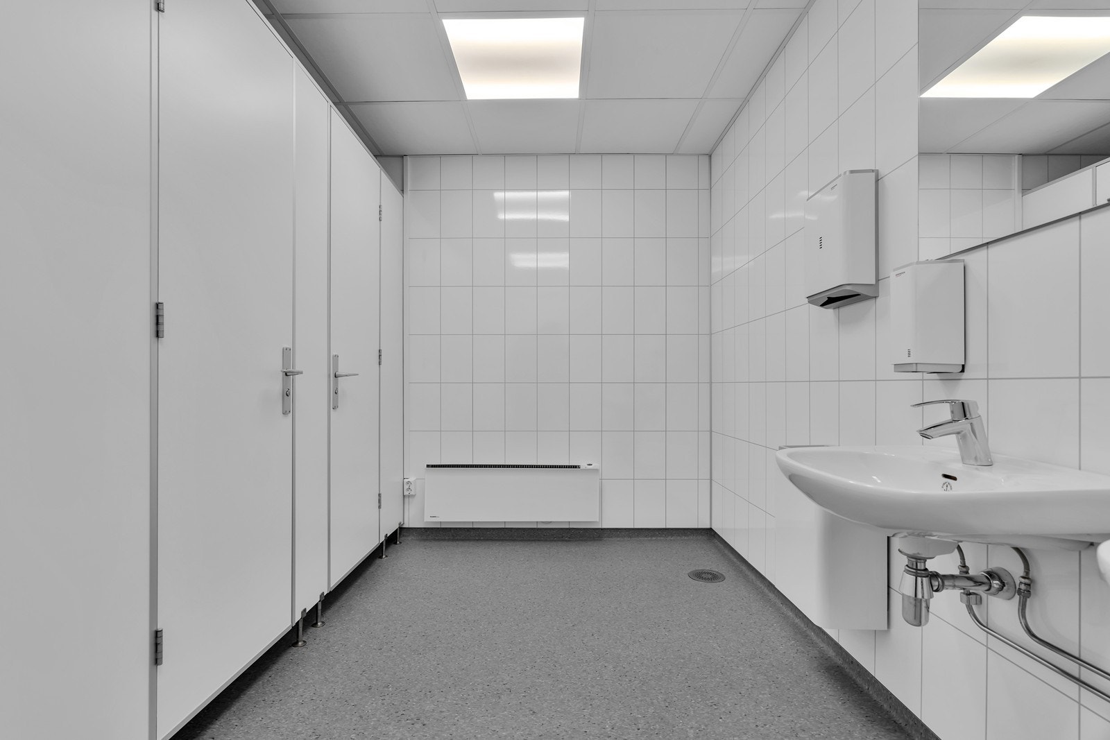 Kontorfelleskap midt i Arendal sentrum!