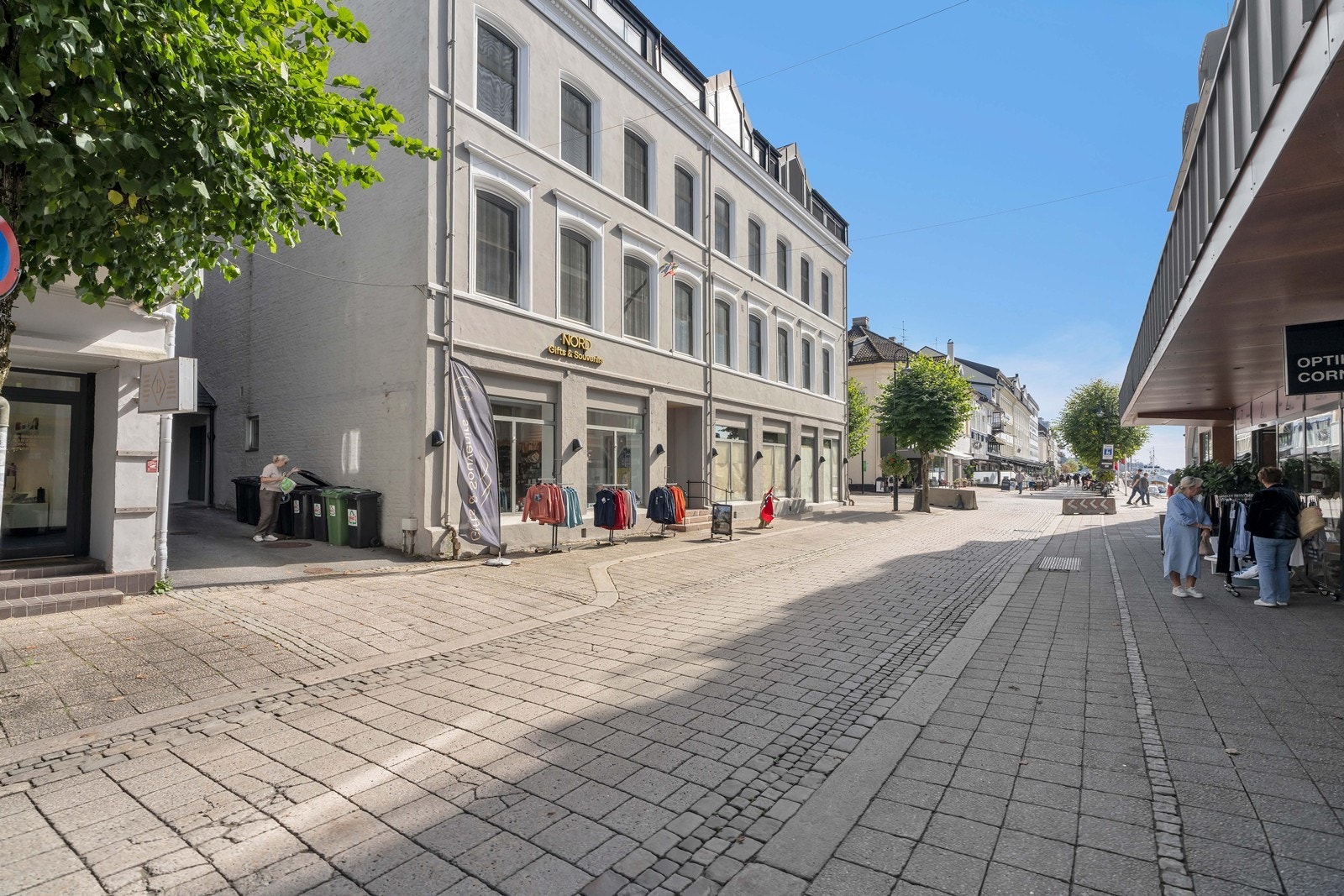 Nylig oppusset kontorlokaler -midt i Arendal sentrum