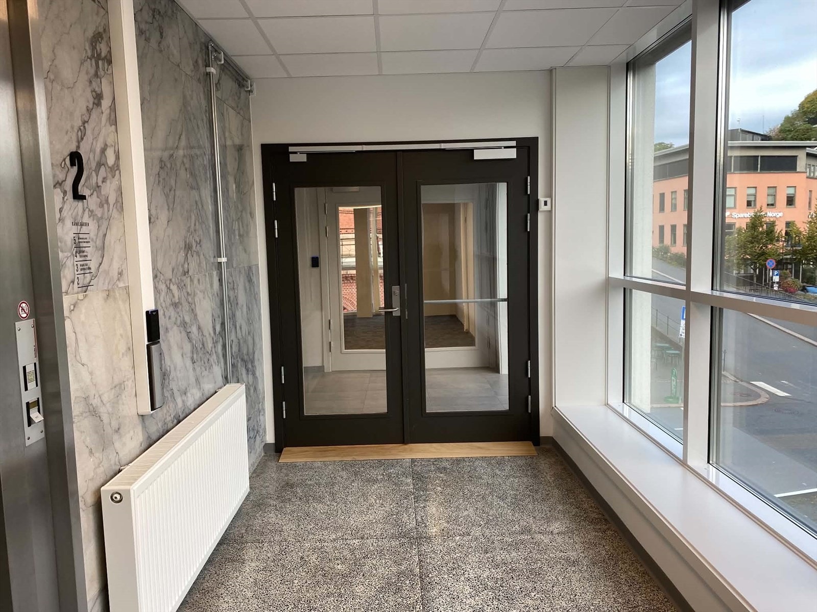 Innflyttingsklart kontor i Arendal sentrum med 5-6 kontorer og møterom
