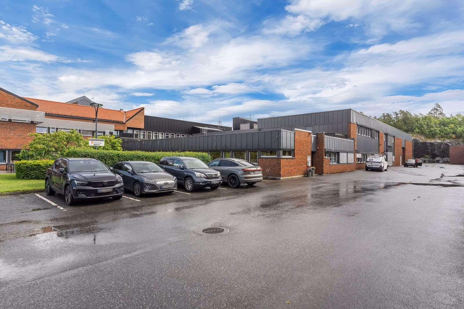 Kontorlokaler med cellekontorer og mulighet for felles kantine - Stoa