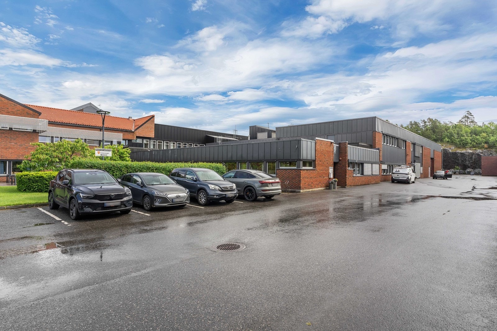 Kontorlokaler med cellekontorer og mulighet for felles kantine - Stoa