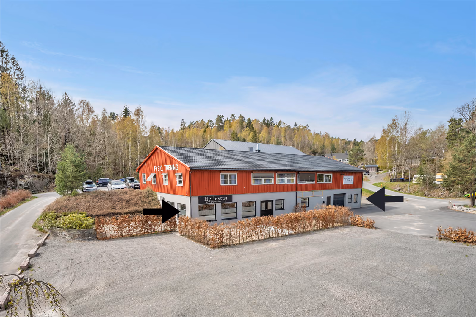 Rimelige lokale på Saltrød - stor parkering/uteområdet.
