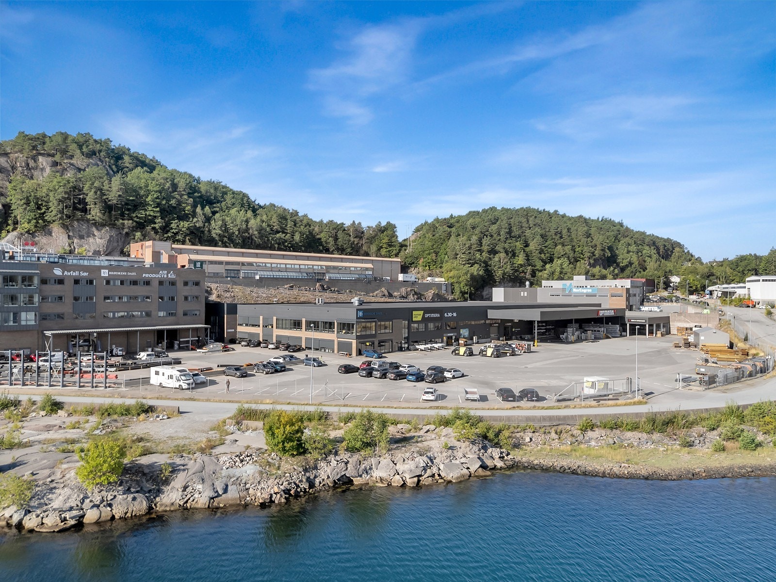 Kontor/showroom med fantastisk sjøutsikt og sentral beliggenhet på Vige, Kristiansand Øst
