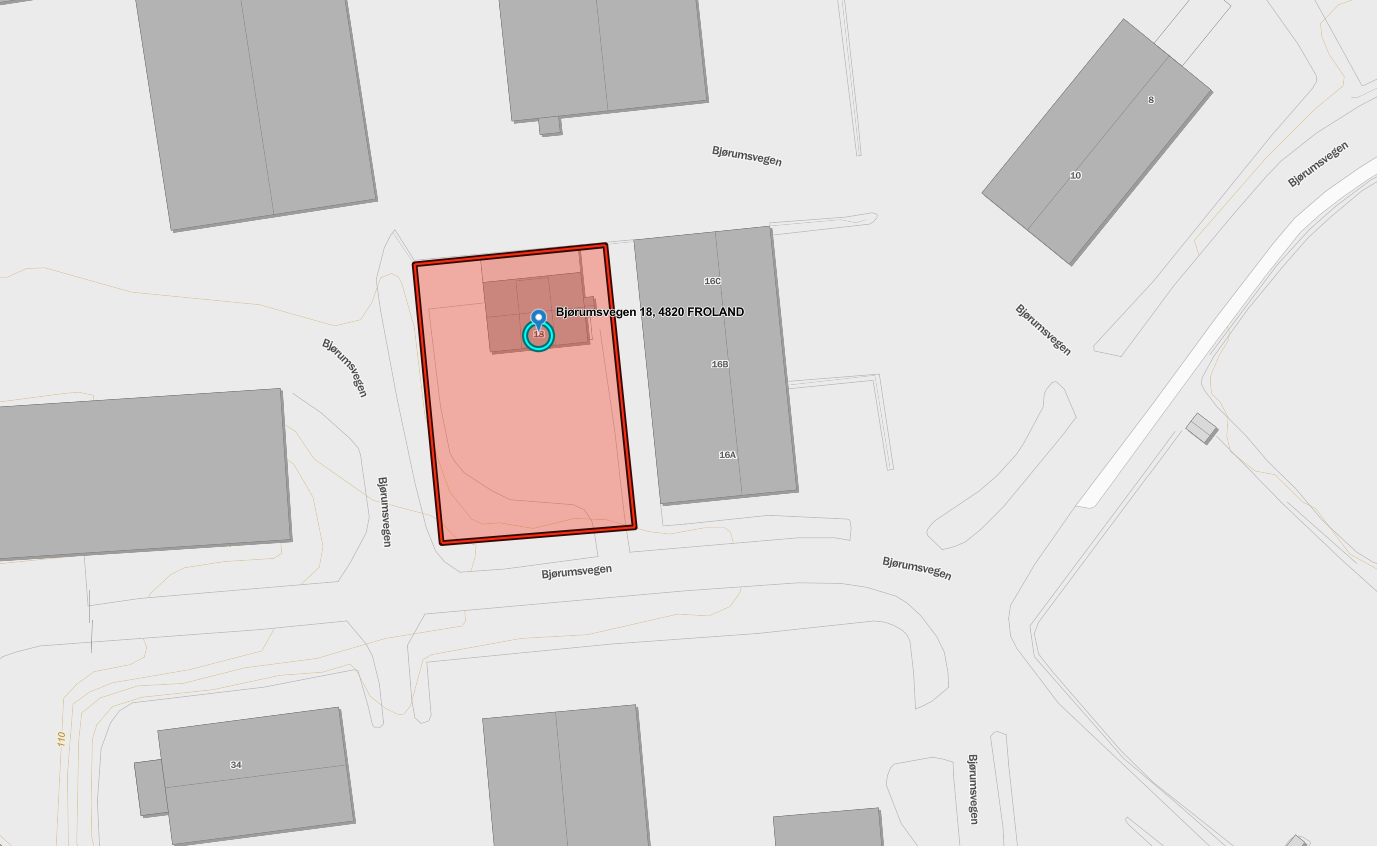 Lager/garasje og kontor med romslig tomt på Blakstadheia