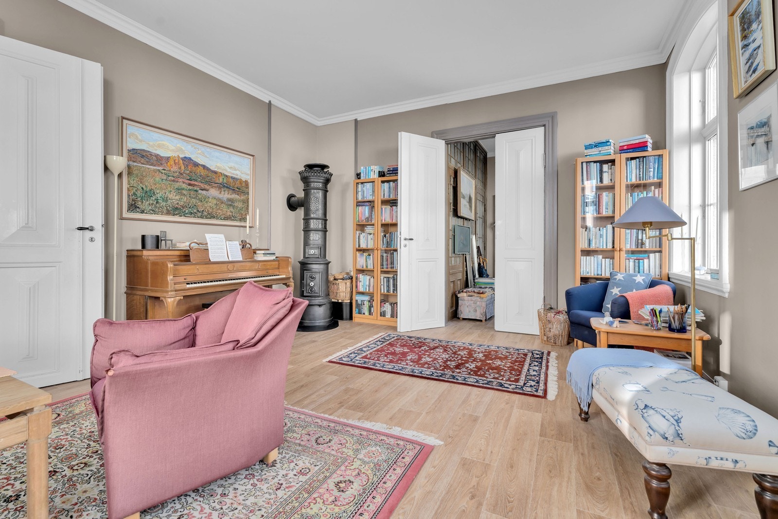 Tradisjonsrik bygård midt i Arendal sentrum
