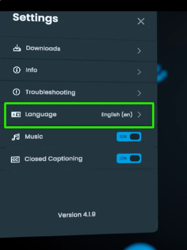 The Trek Settings panel with the Language row highlighted, showing English (en).
