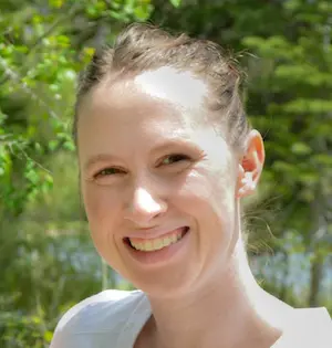 A headshot of Sydney Andersen, VP of GTM at SignpostAI