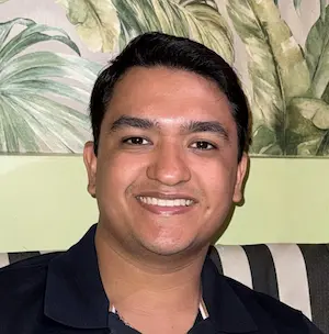 A headshot of Renan Zelaya, Head of Engineering at SignpostAI