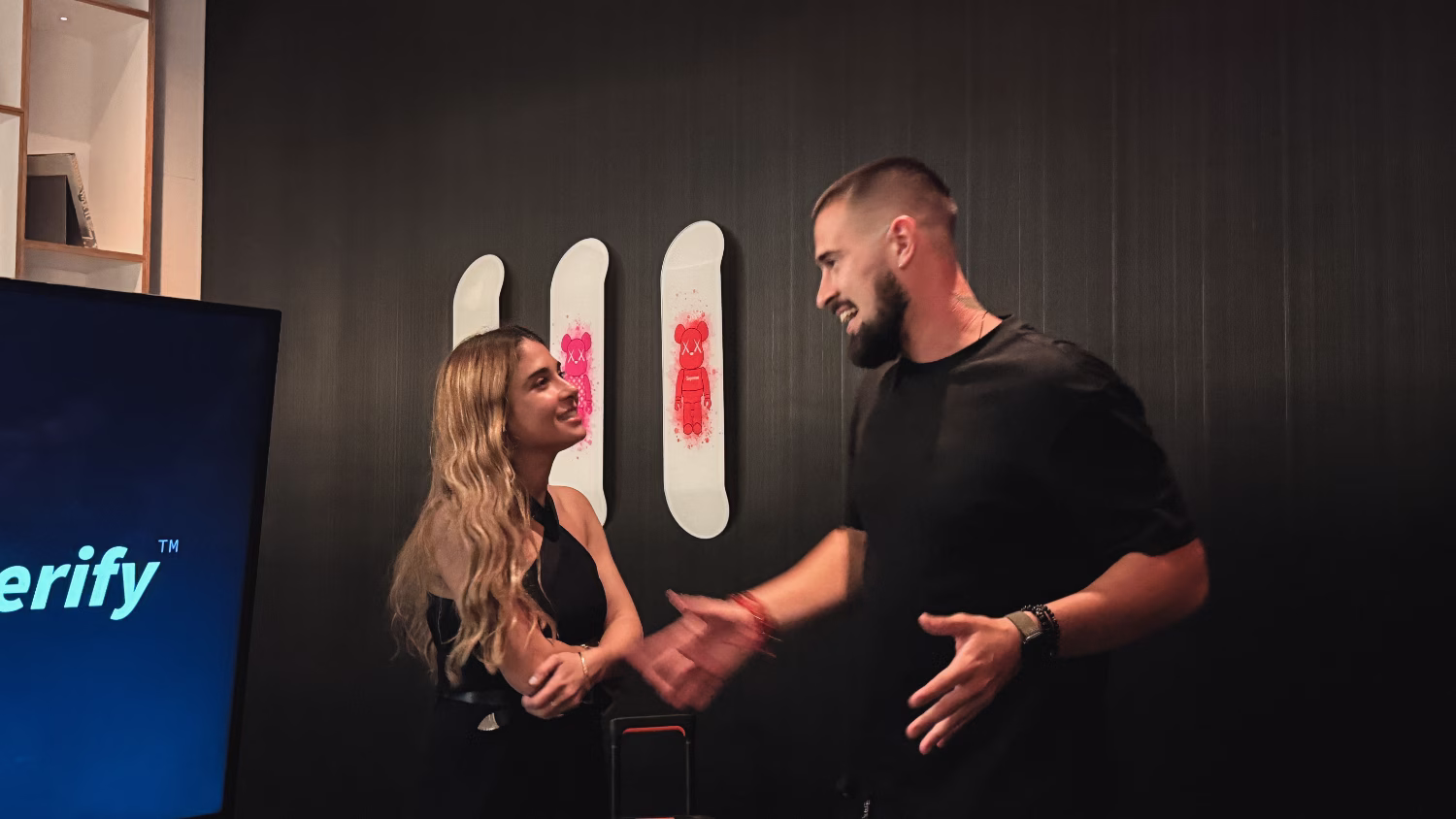 Startups pitching to investors at 401's Demo Day in Miami