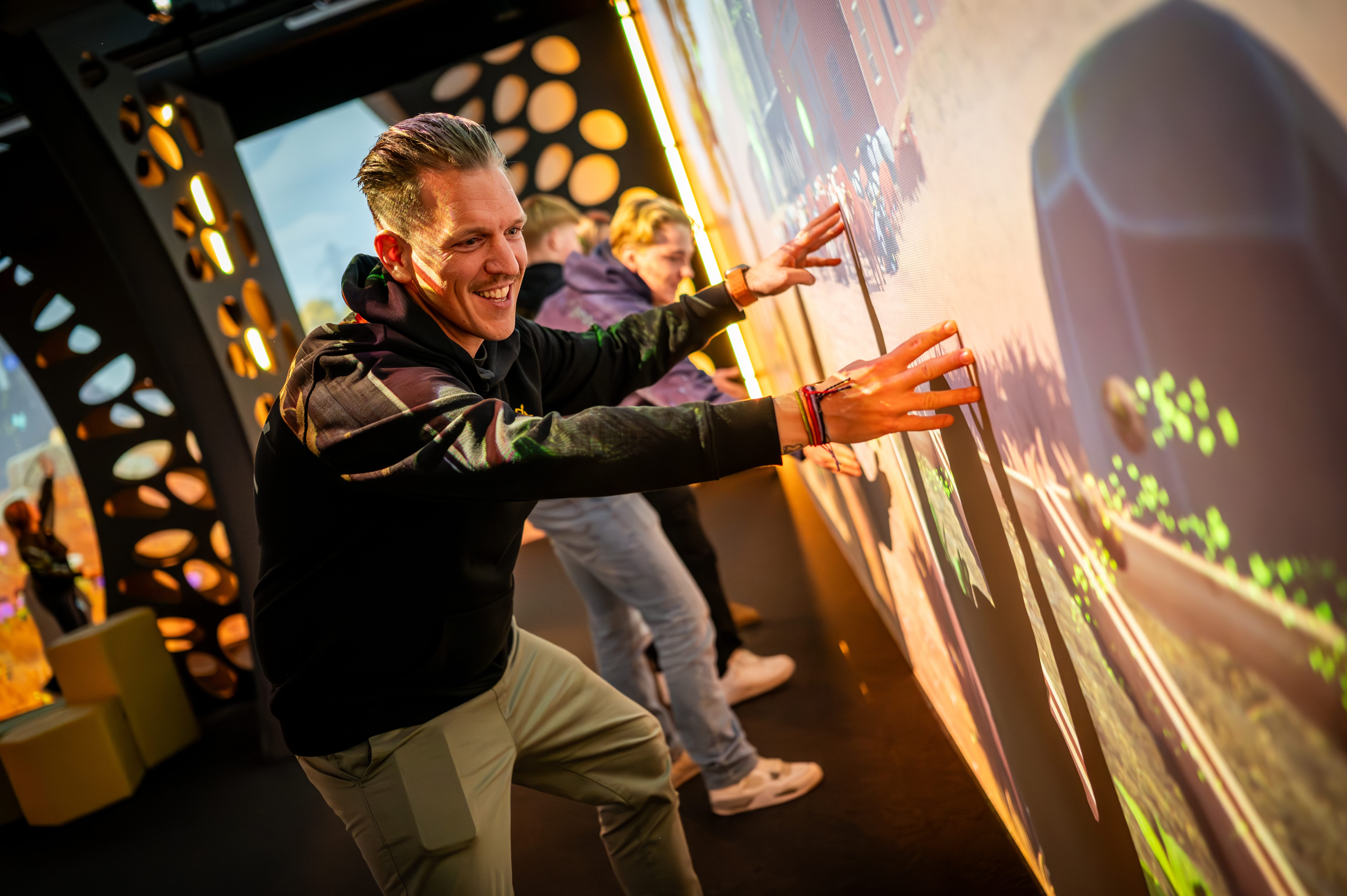 Projected canvases teaching industrial history through participation