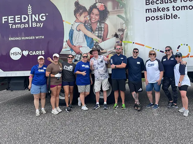 Feeding Tampa Volunteering 2017-