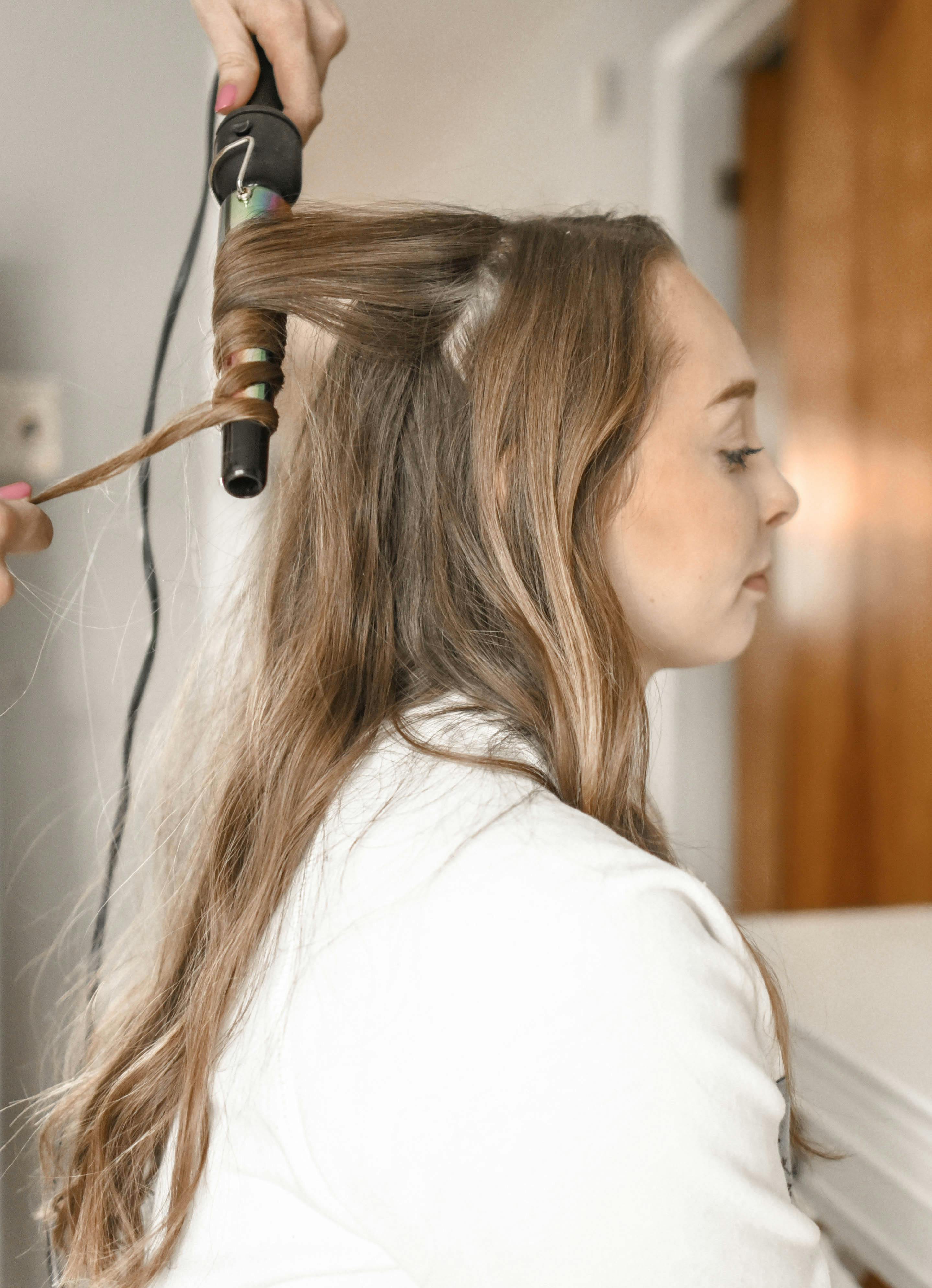 Simplifier la gestion quotidienne des coiffeurs et coiffeuses dans leurs services de beauté.