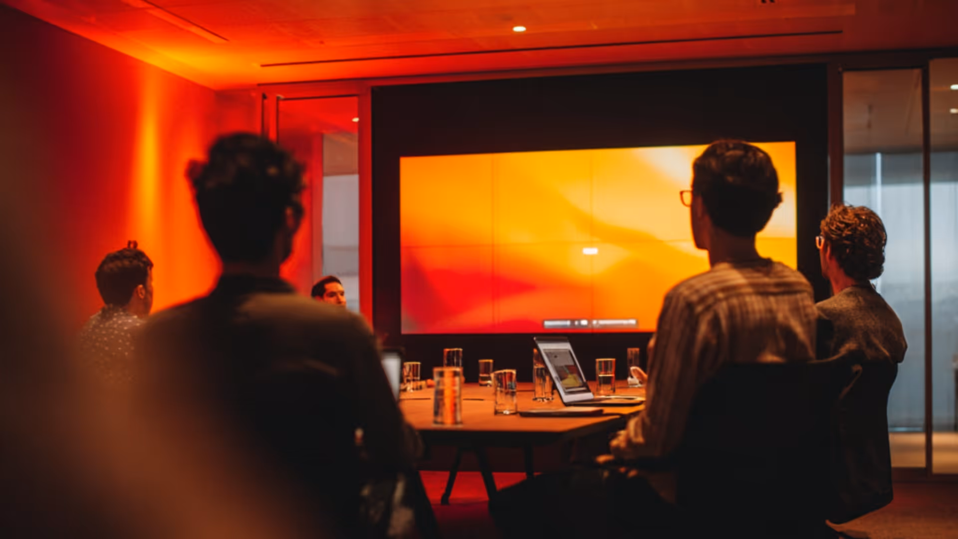 Virtual presentations: how to make your online pitch stand out?