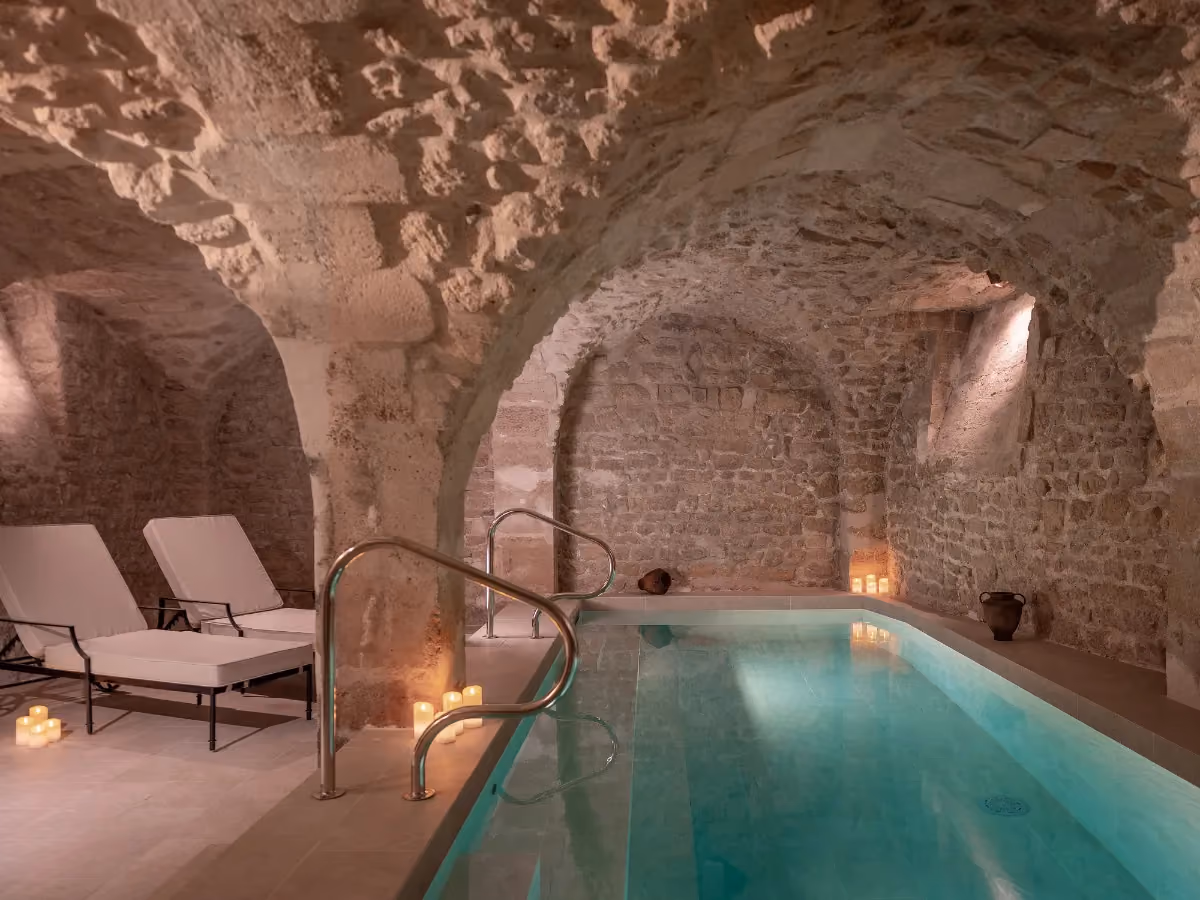 piscine intérieure voutée hôtel paris 5