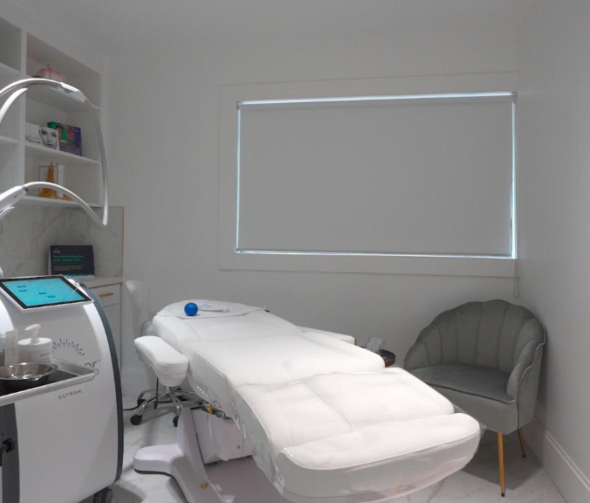 RF Microneedling: What It Is, Results, and Downtime