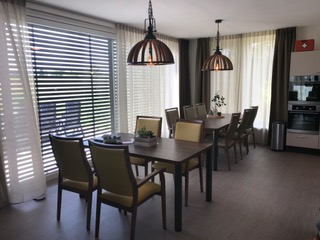 Eethoek in de gemeenschappelijke woonkamer van woonlocatie 's Heeren Loo
