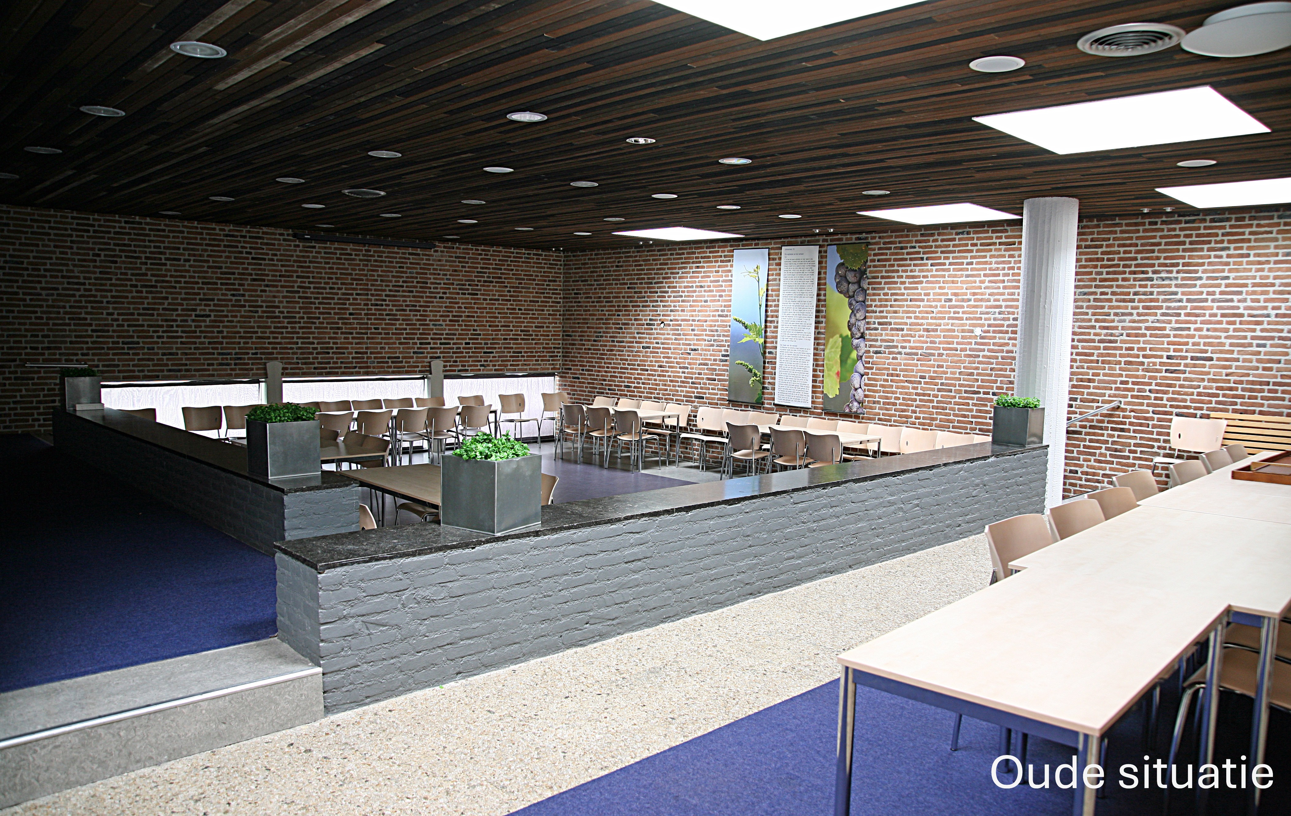 Vergaderzaal van kerk Open Hof in de oude situatie