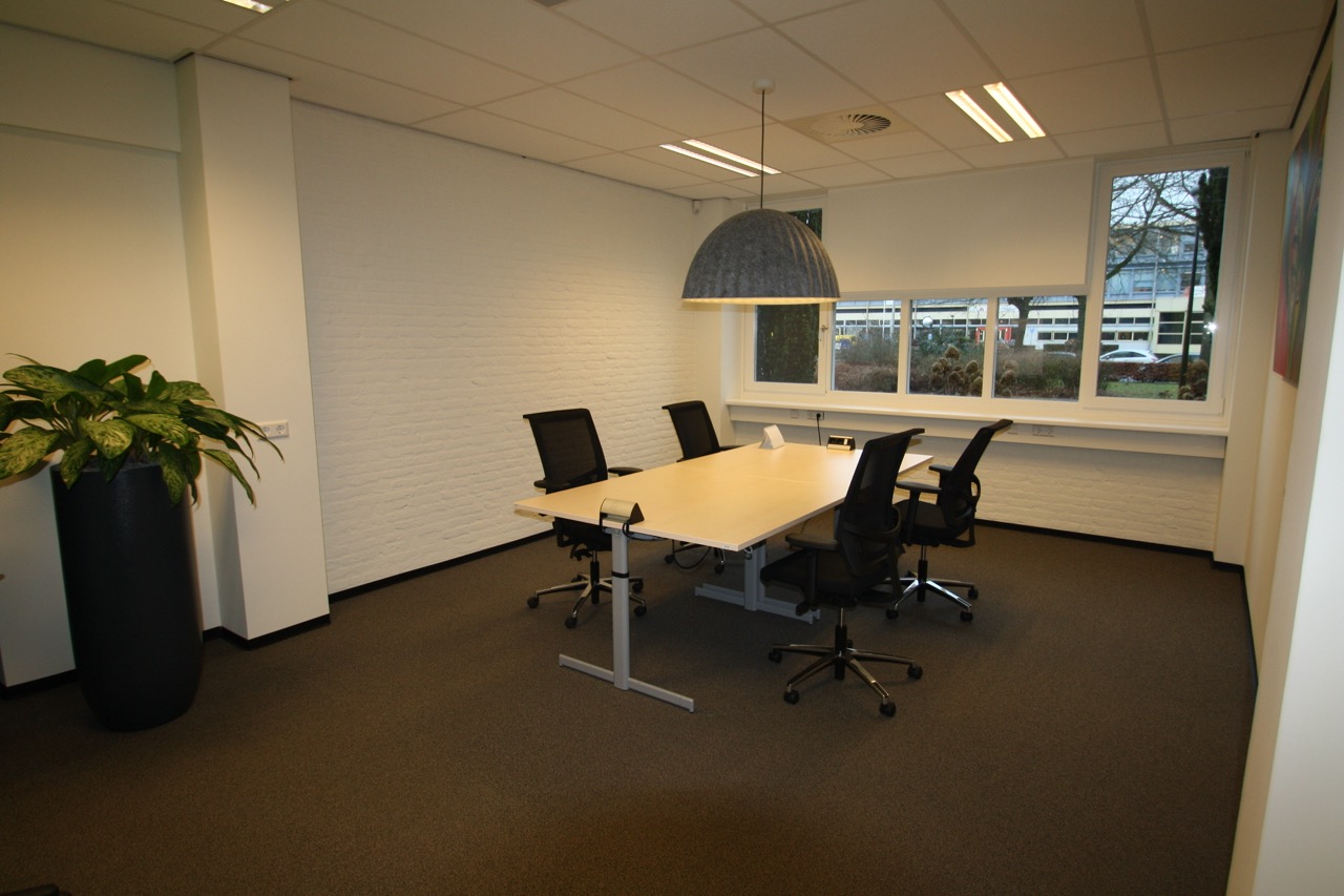 Spreekkamer in opleidingscentrum Hoogeveen