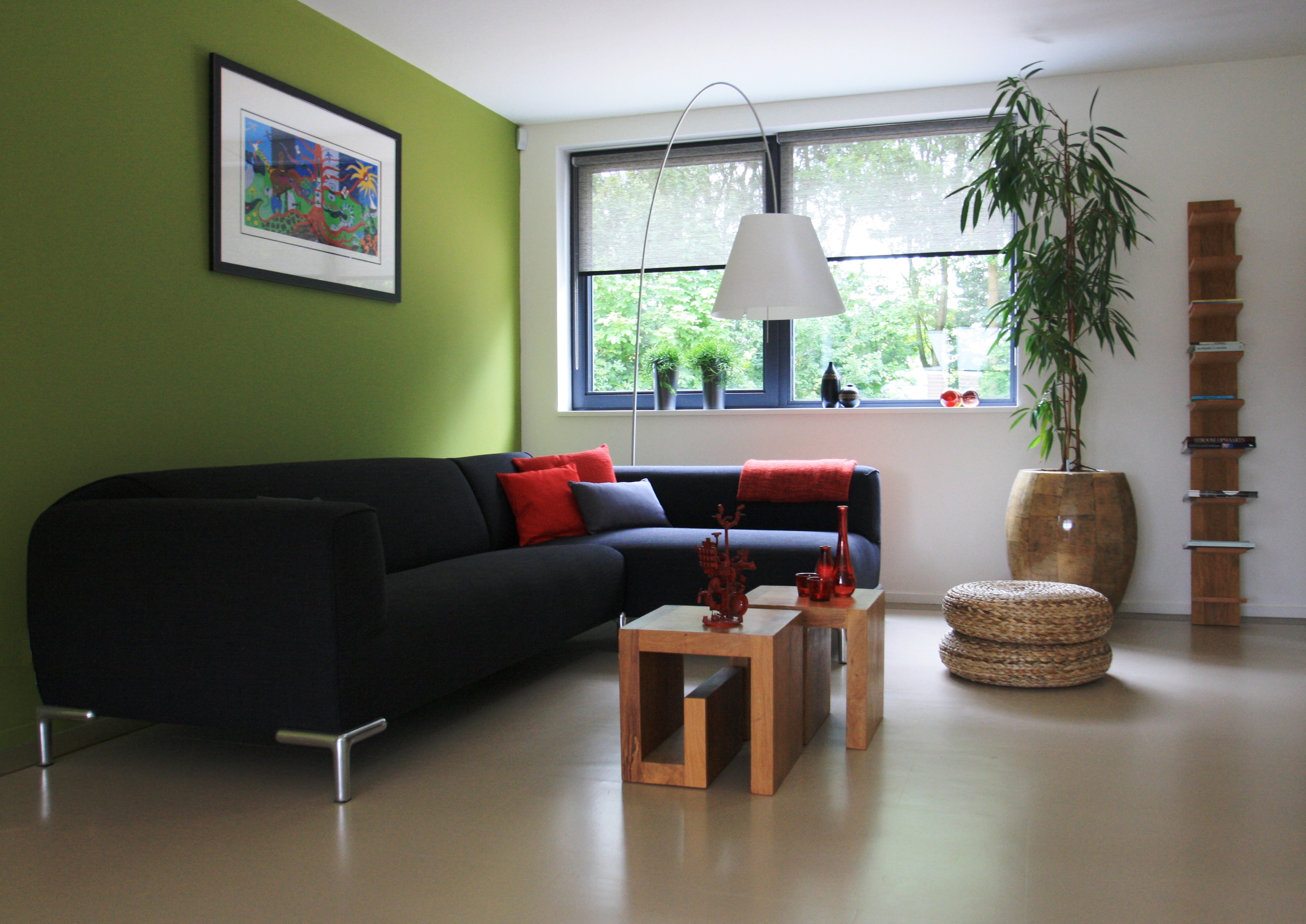 Zithoek met natuurlijke materialen in het Enexis Huis in Zwolle
