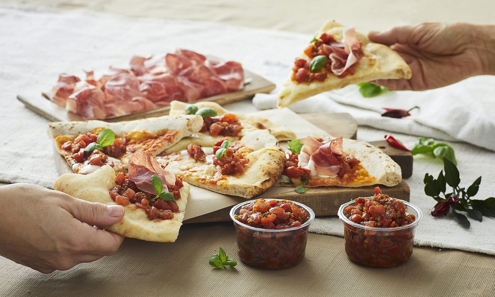 AperiTiamo con il Fiocco sulla Pizza: il gesto semplice che cambia il tuo aperitivo