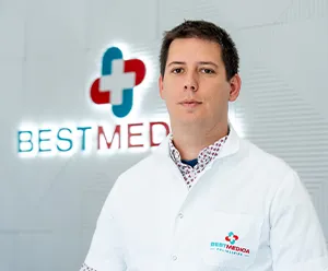 Dr med. Aleksandar Mladenović