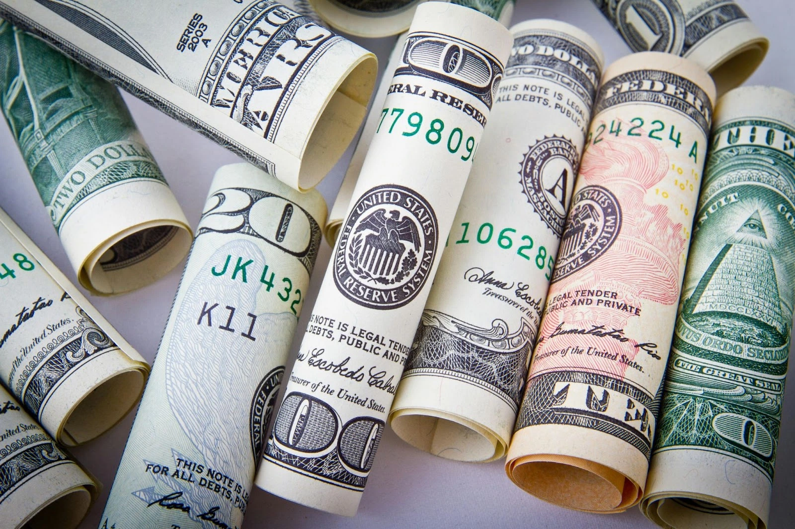 billets de banques enroulés - affacturage