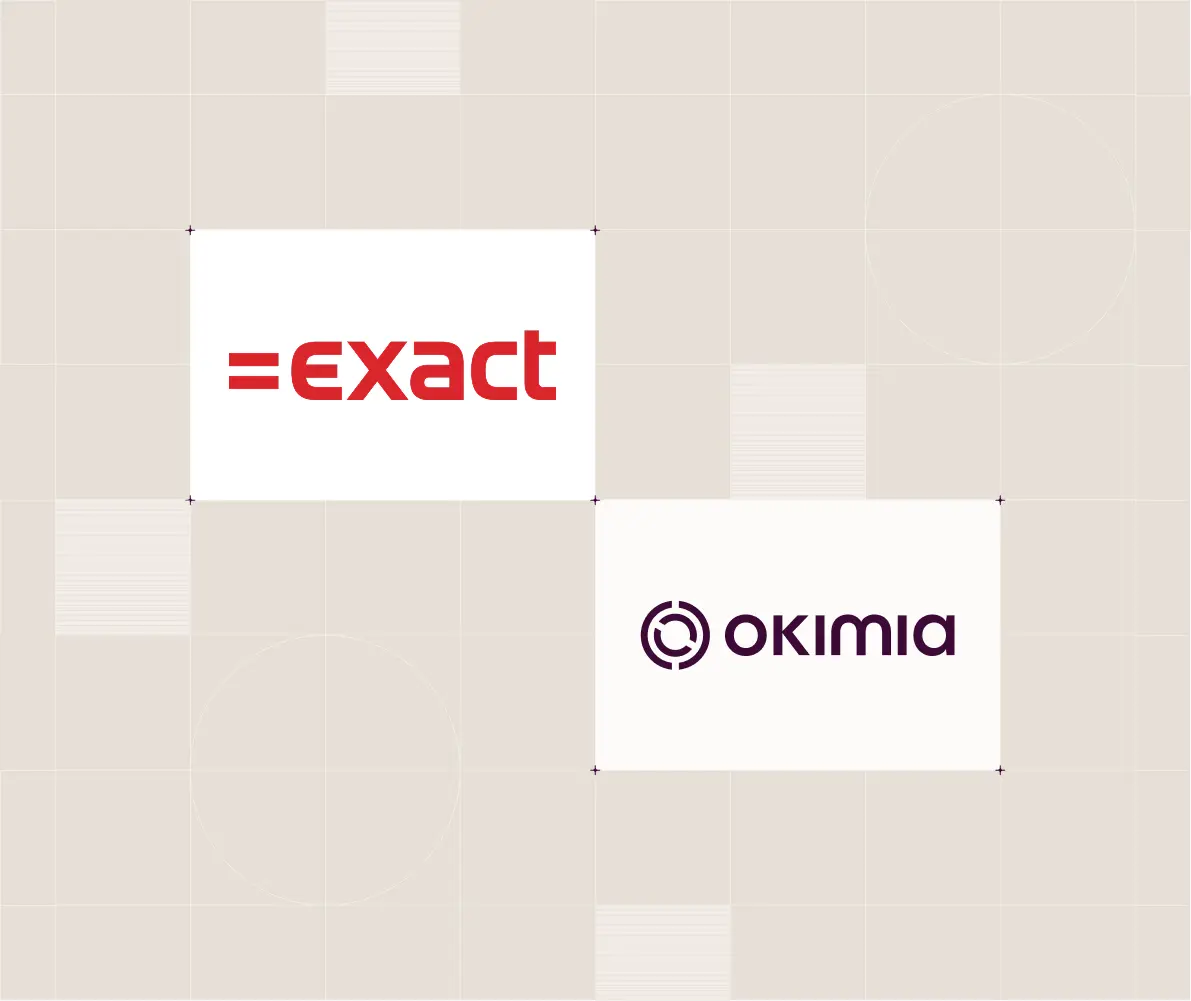 Logos des entreprises Exact en rouge et Okimia en violet sur fond beige clair.