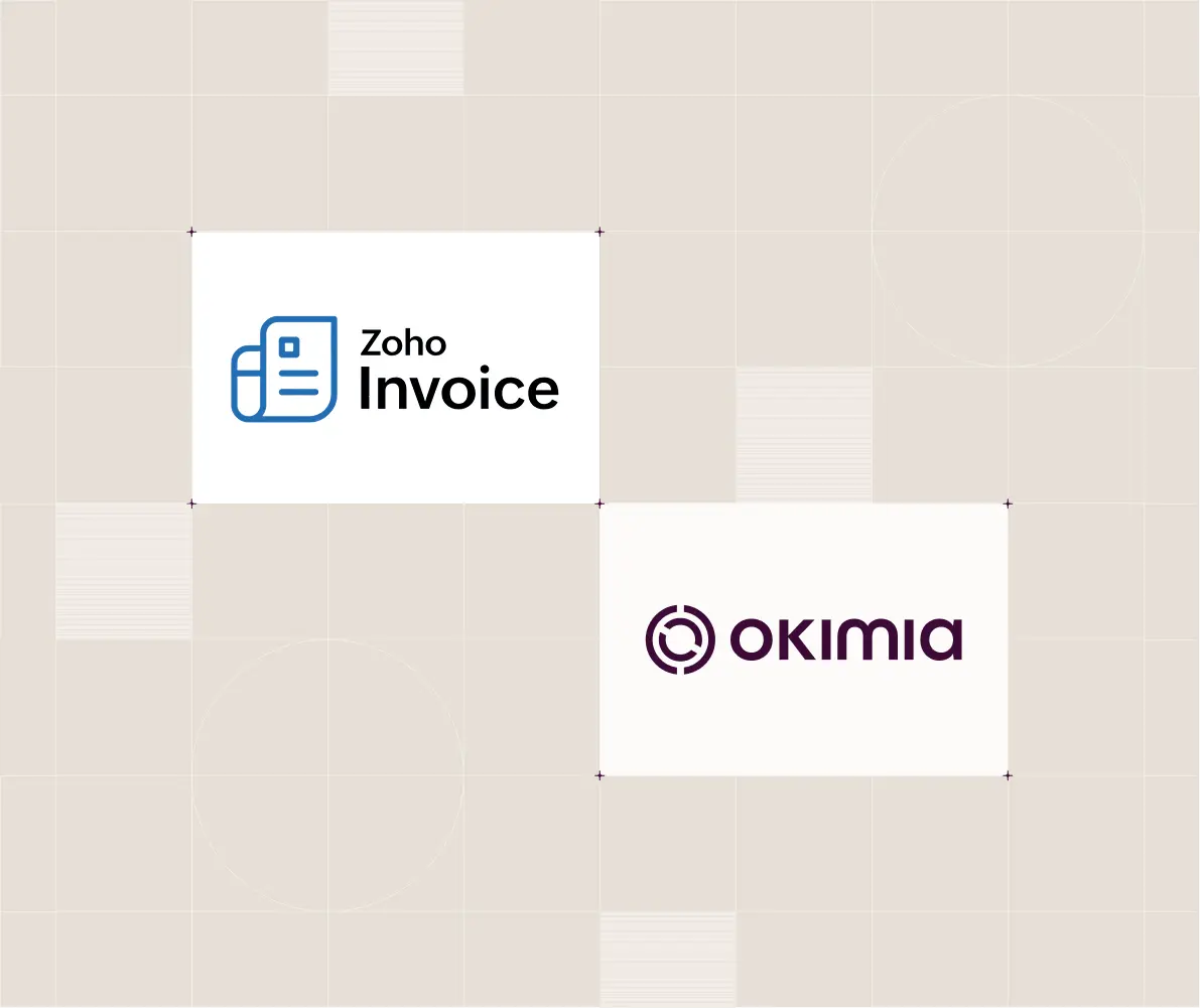 Logos de Zoho Invoice et Okimia sur un fond beige avec motifs géométriques.