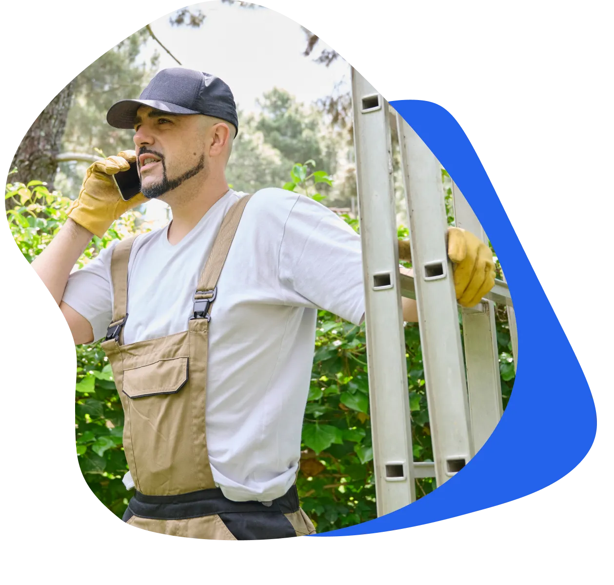 A service pro checking messages between jobs