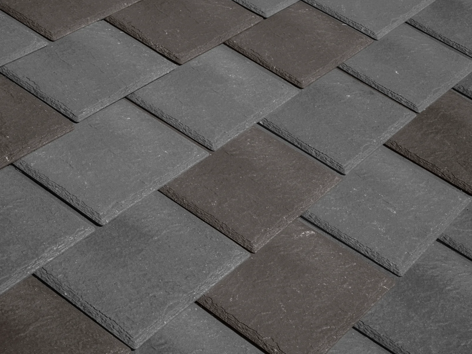 Close-up swatch of multi-tone Enviroslate composite roof tile