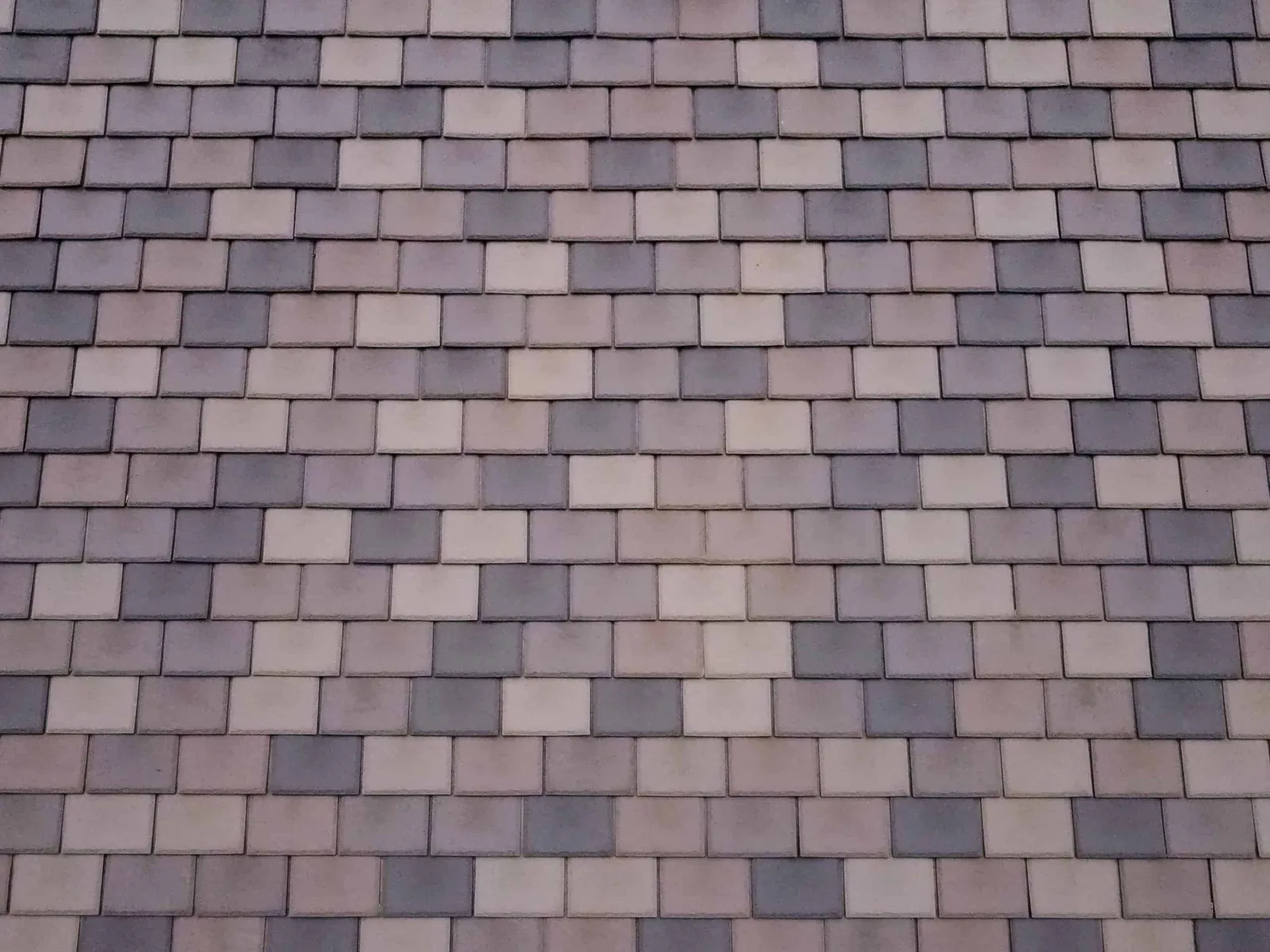 Swatch of multi-tone Enviroslate premium synthetic roof tiles