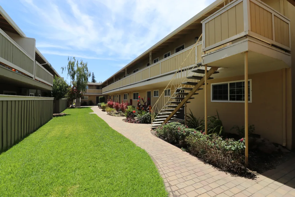 Apartment building
