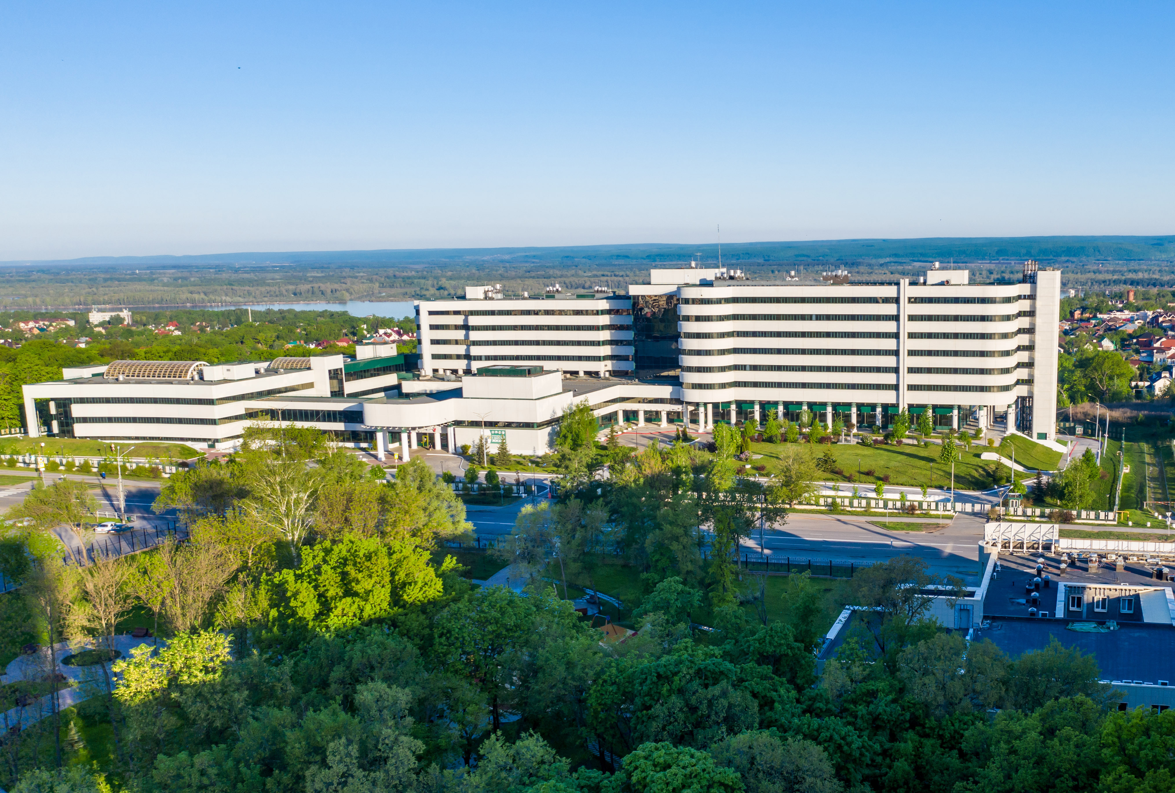 Marquee image showing a health system.