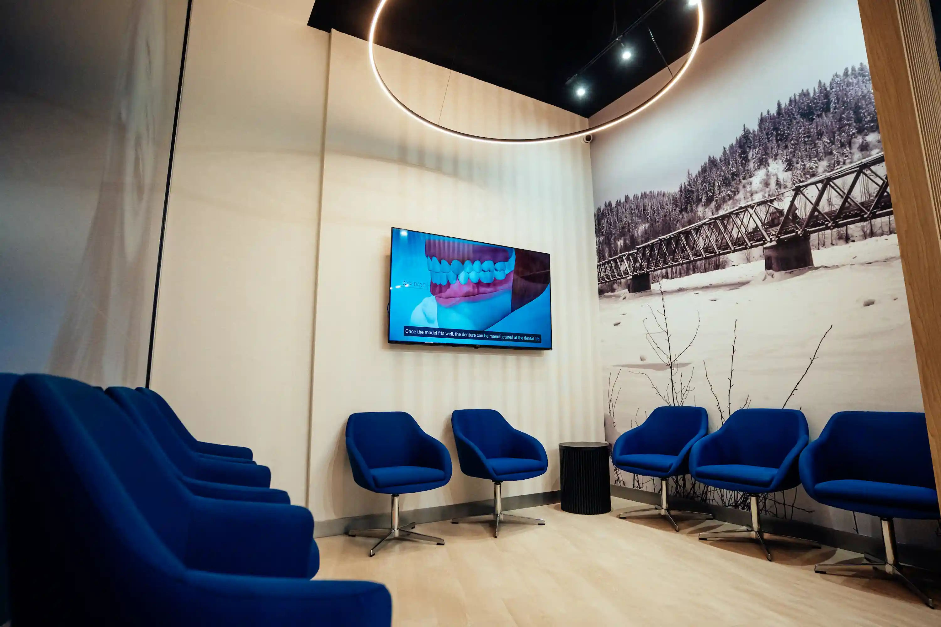 smili dental waiting room