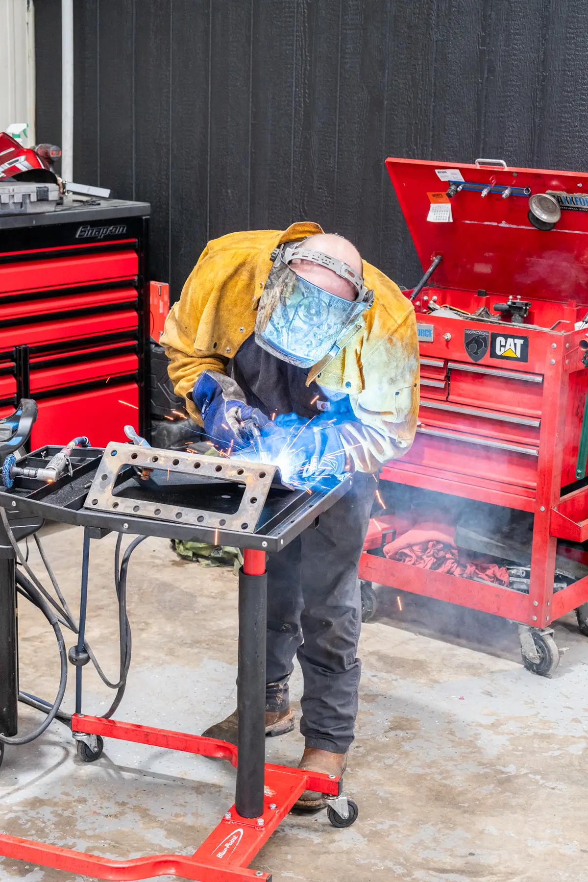 Diesel mechanic performing welding & fabrication services