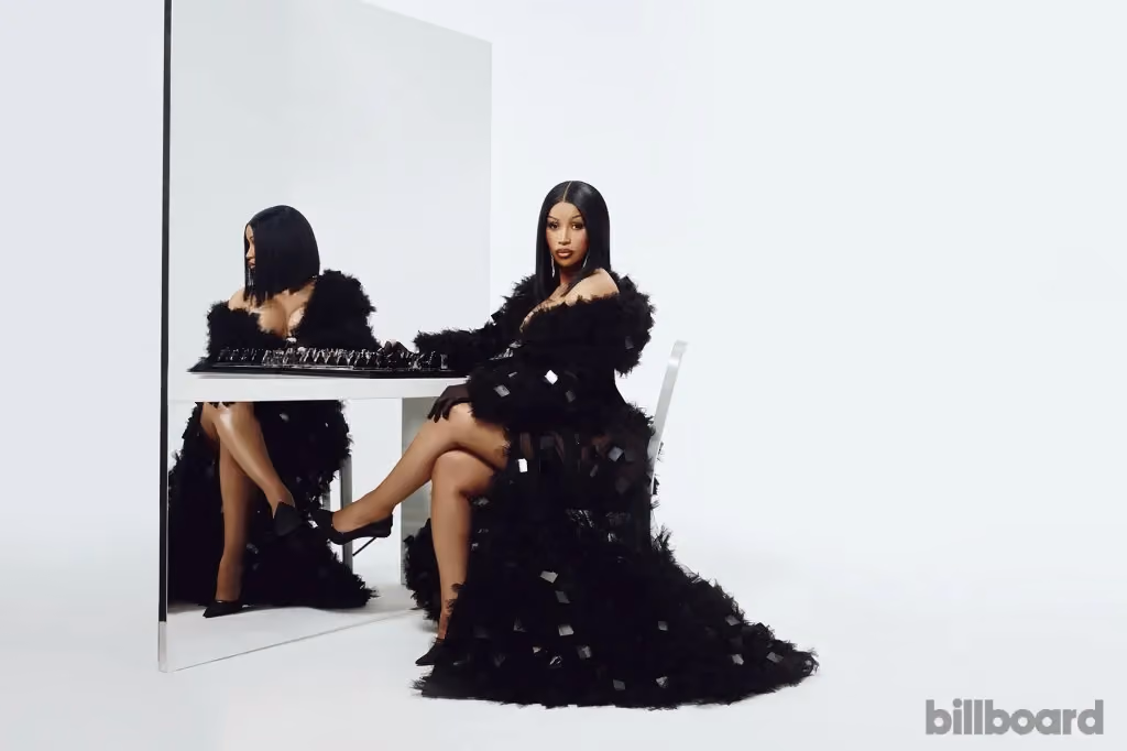 Cardi B — Cardi B on Kids, Dating, New Album, Tour & 'Bad Karma' of Am