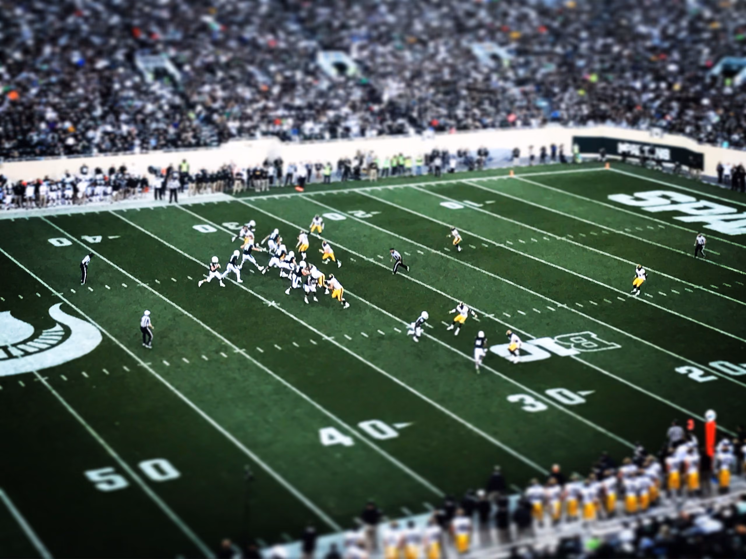 How To Play Zone Defense - The Strengths & Weaknesses of Cover 2, Cover 3, & Cover 4
