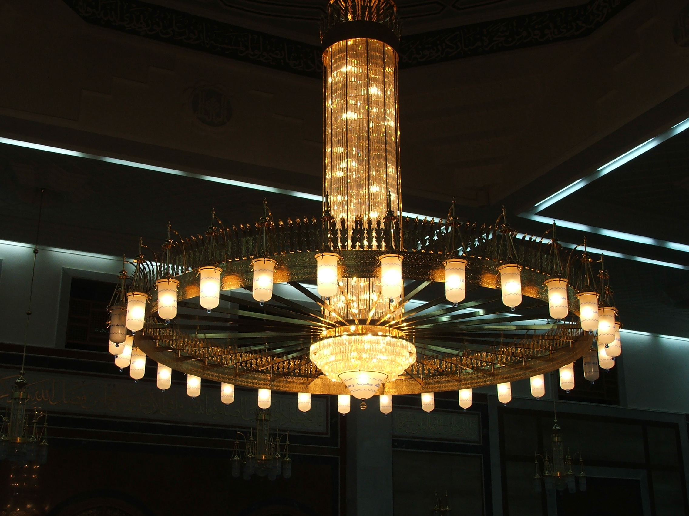 Palace Hotel Abu Dhabi - Lichtkonzept mit JUMA Leuchten