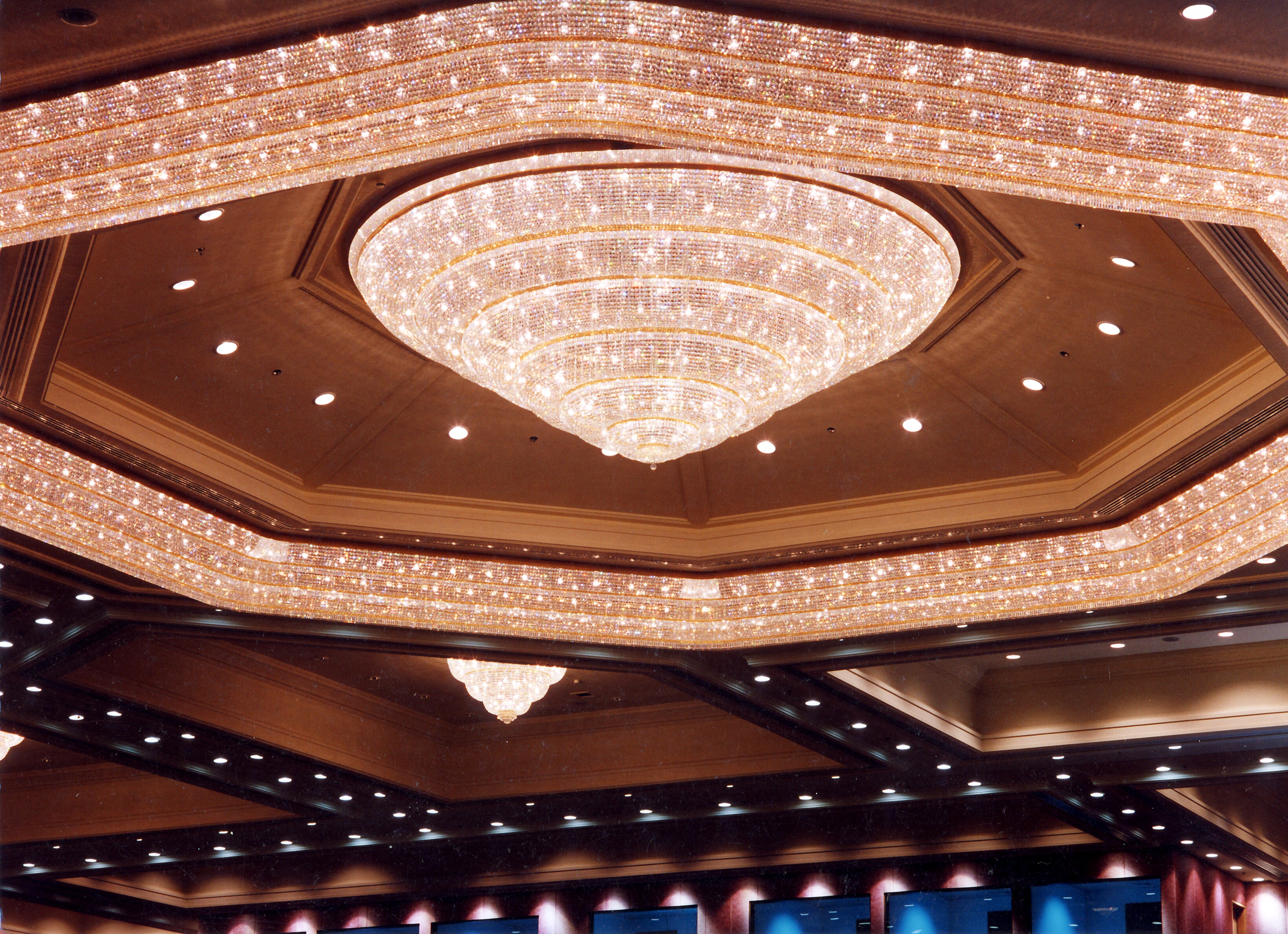 Conference Hall Sheraton Doha - Lichtkonzept mit JUMA Leuchten
