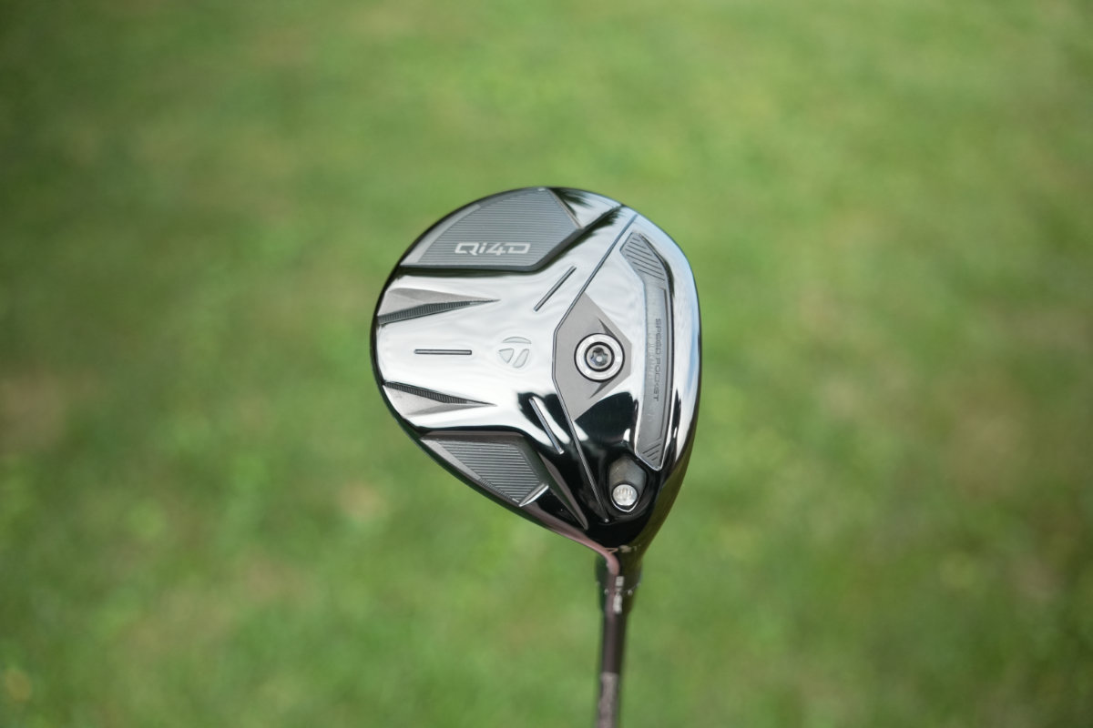 TaylorMade Qi4D Shadowfall Edition 21 degree 7-wood face view with Fujikura Ventus Black 7S shaft