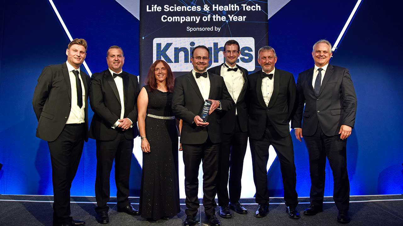 Members of the Brainomix Executive Team accepting the award