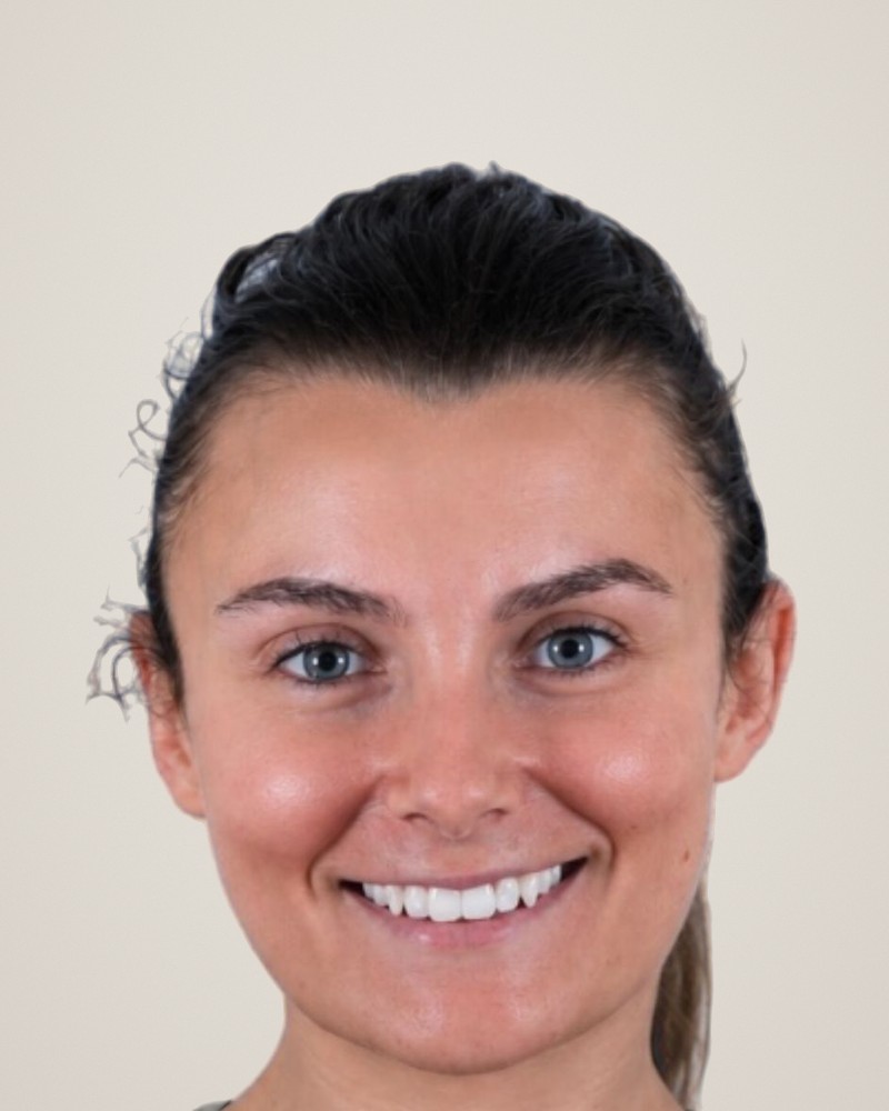 Sarah Waters, dental hygienist and therapist at Bellevue Dental