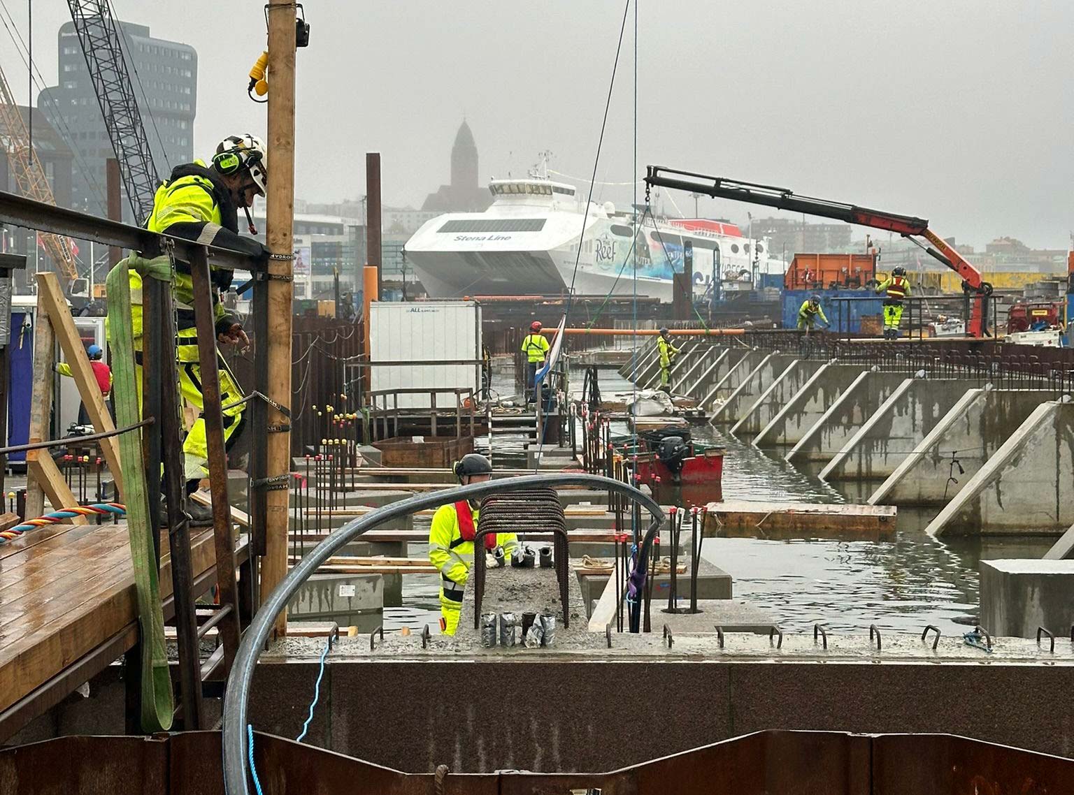 Undervattensarbeten i infrastrukturprojekt: dyklaget bakom varje miljardsatsning