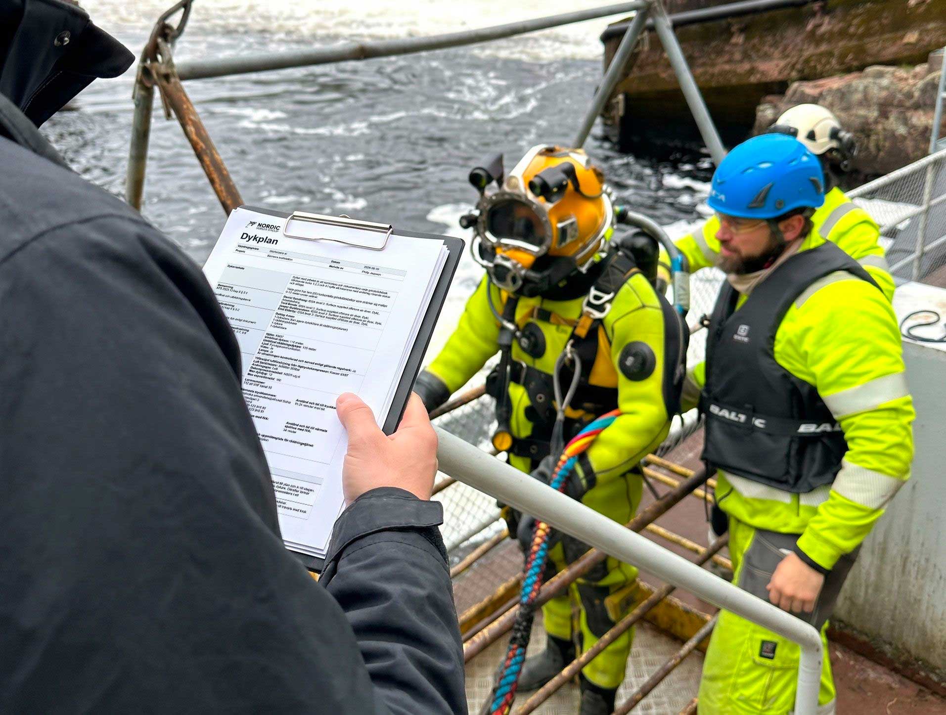 Från dykplan till slutrapport – så ser ett korrekt genomfört dykeriuppdrag ut