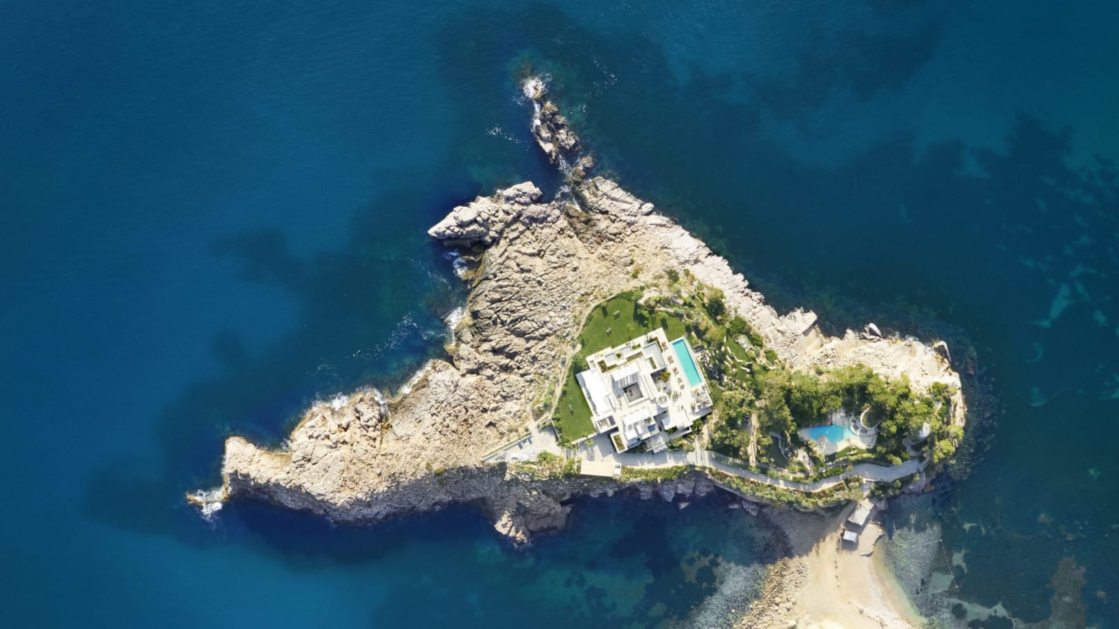 Off the Grid Private Island Retreat