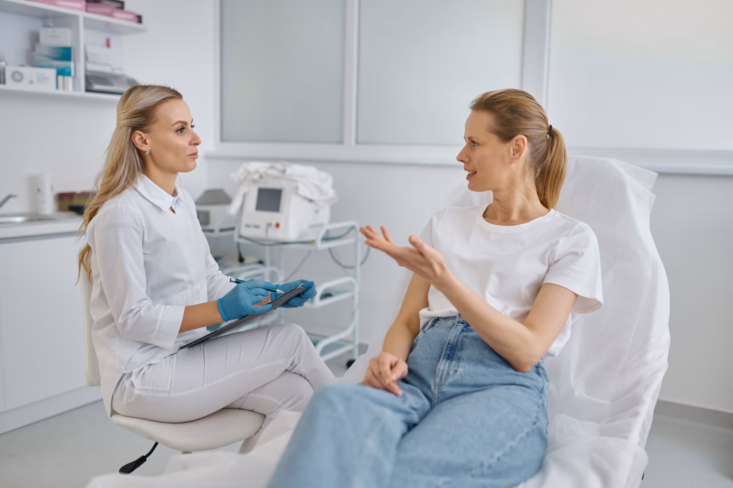 Featured image for How to Build a Successful Subscription-Based Medical Aesthetics Business in 2023