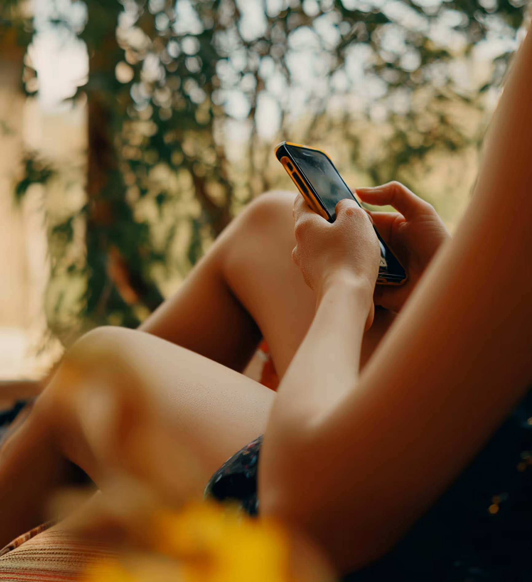 girl using her mobile phone