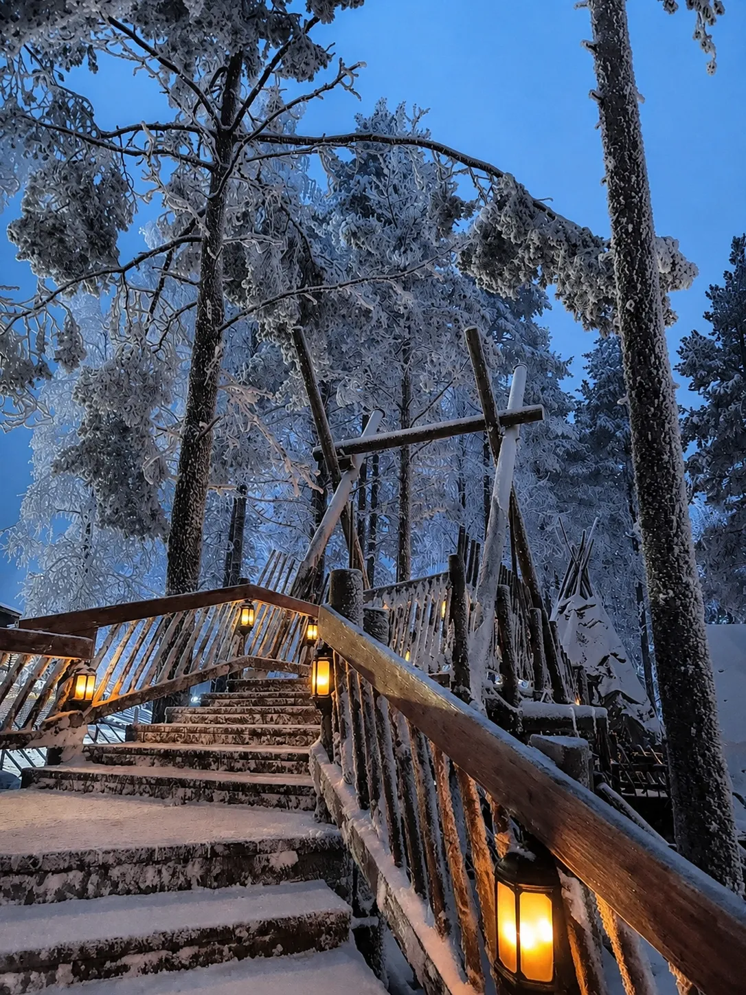 Travel privately from Levi to Santa Claus Village in Rovaniemi for a full day at the Arctic Circle. Your driver-guide handles the 340-kilometre round trip, with time to meet Santa, visit the Main Post Office and explore at your pace.