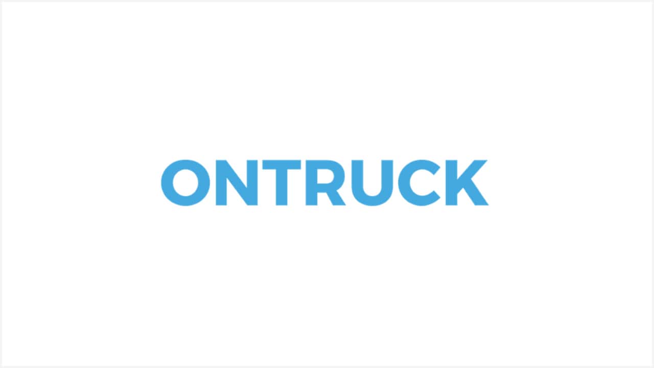 El logotipo de OnTruck antes y después del rebranding.
